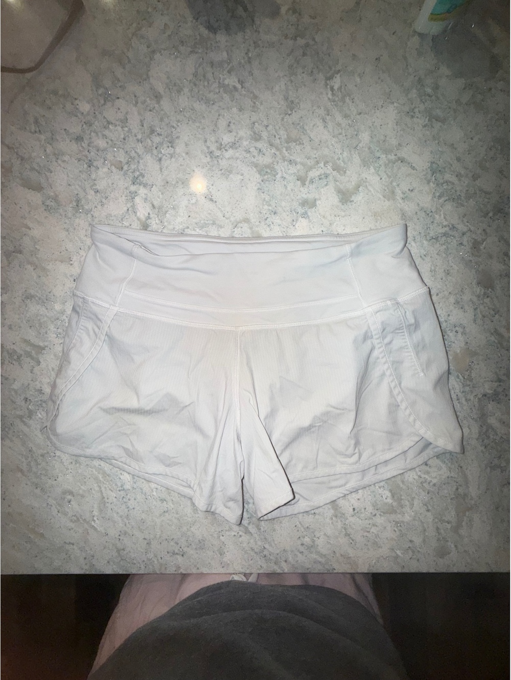 Lululemon Women's White  Shorts Lined 4 EUC